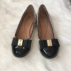 Modellista Black & White Ballet Flats